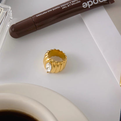 LumiRib Rhinestone Ring