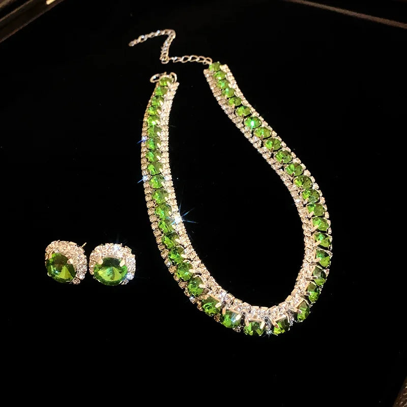 Emerald Lumière Jewelry Set