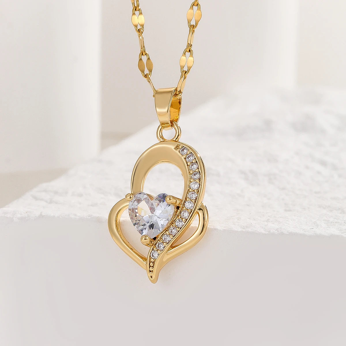 Amoria Luxe Heart Pendant
